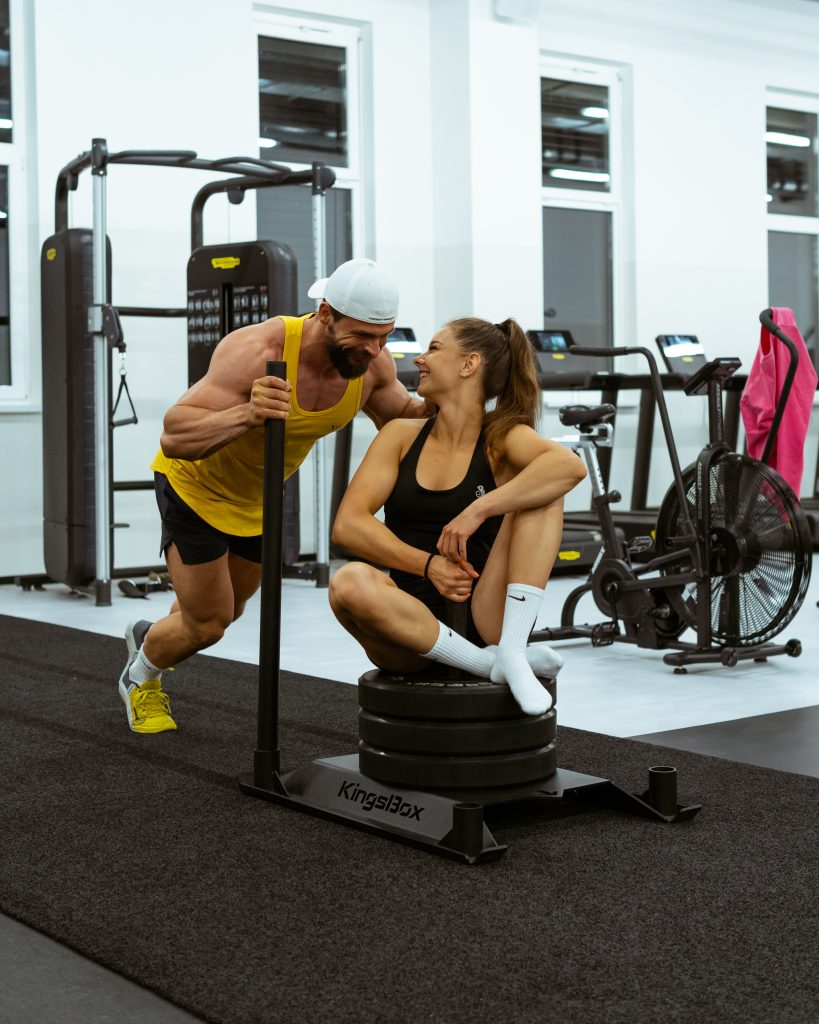 Par med treningom v fitnesu